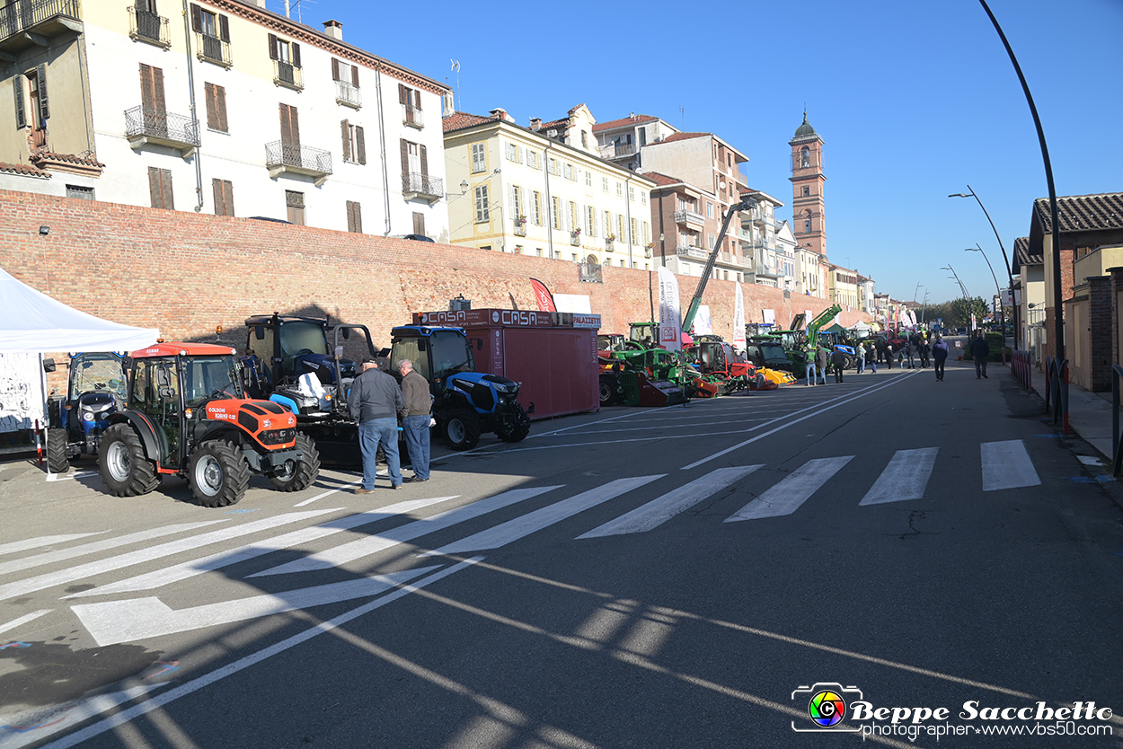 VBS_7281 - Fiera dei Santi - 12.ma Fiera Nazionale del Tartufo.jpg